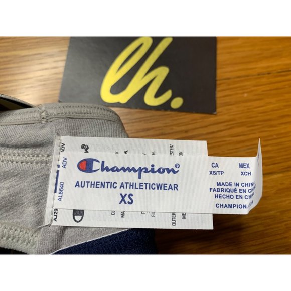 Women’s X Small Champion Authentic Sportswear Racerback Sports Bra - Picture 3 of 3